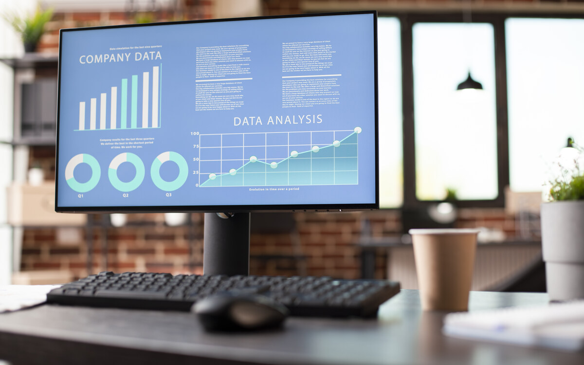 Website Visitor Statistics: What to Track and How to Read Them